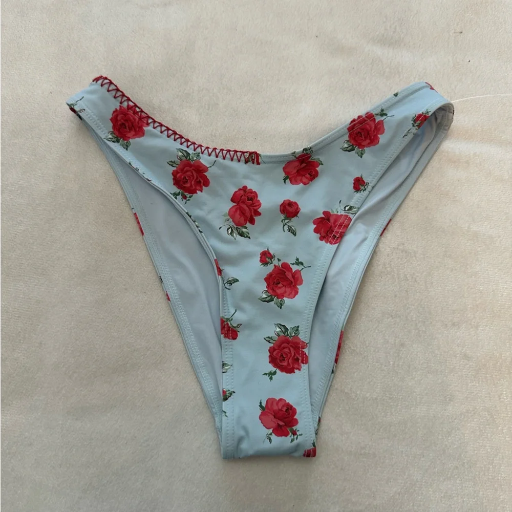 New! Frankie’s Bikinis Rosewater Dove Floral Bikini Bottom Size XS 38030